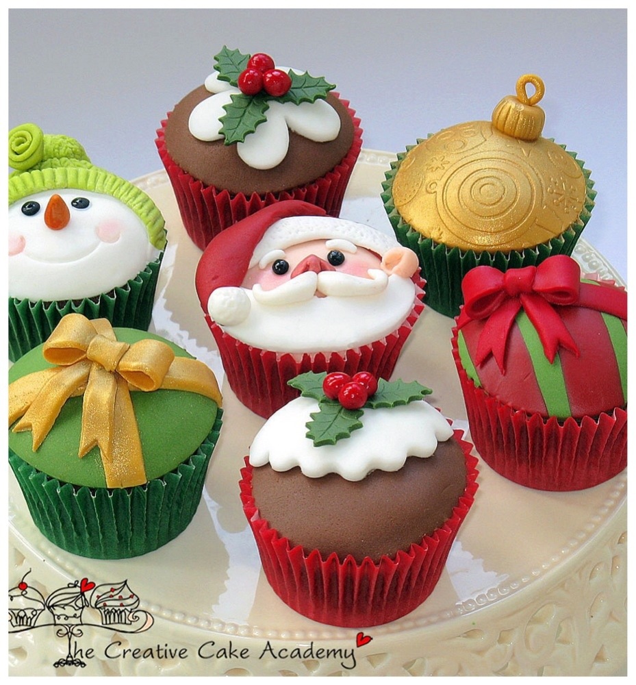 Christmas Theme Cakes and Cupcakes - Cakes and Cupcakes Mumbai